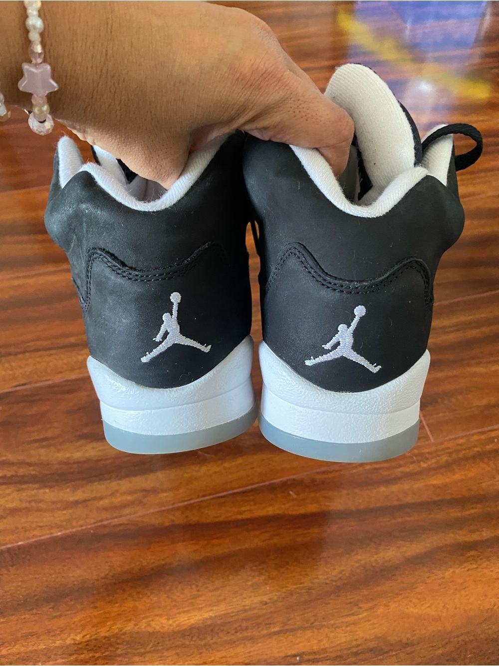 Jordan 5 Retro Moonlight (Oreo) Black and White Sneakers Youth 6 women 7.5 - Picture 2 of 9